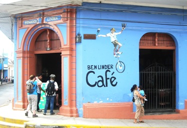 Ben Linder Cafe in Leon